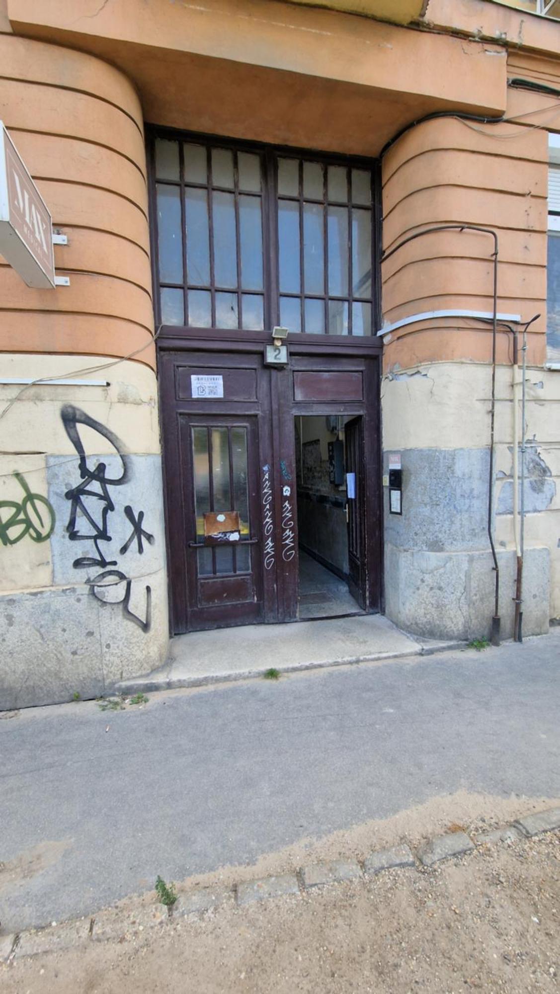 Apartment Dombovari Way *